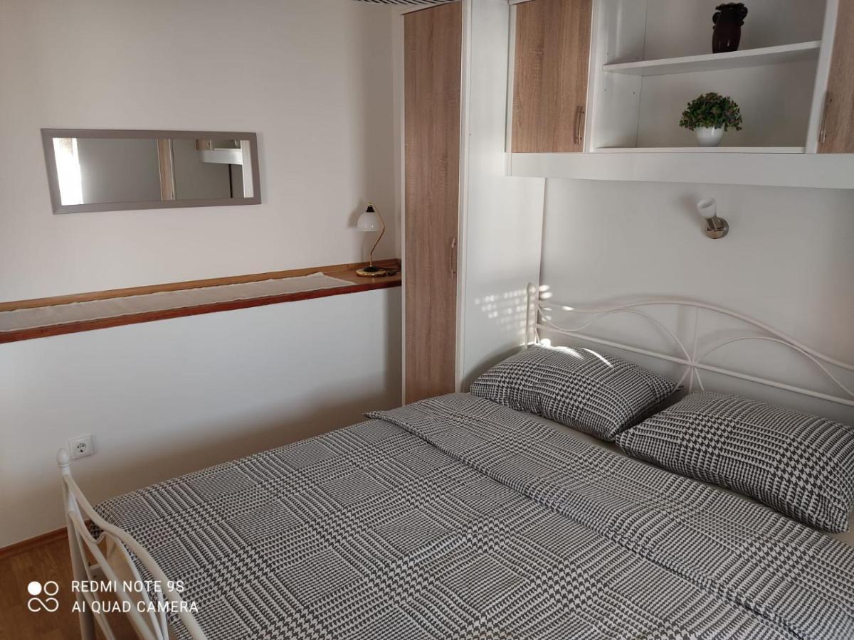 Apartmani Iva Sveti Juraj Exterior foto