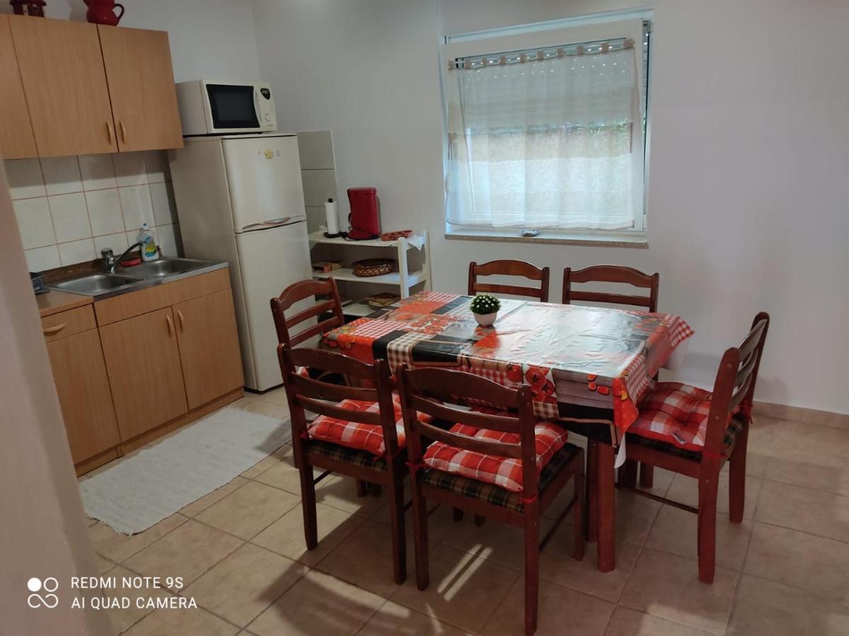 Apartmani Iva Sveti Juraj Exterior foto