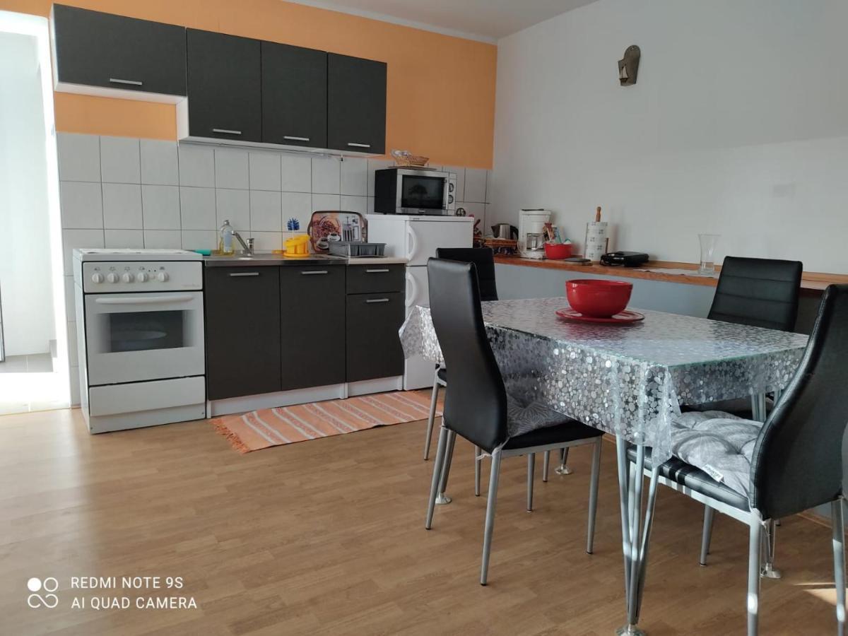 Apartmani Iva Sveti Juraj Exterior foto